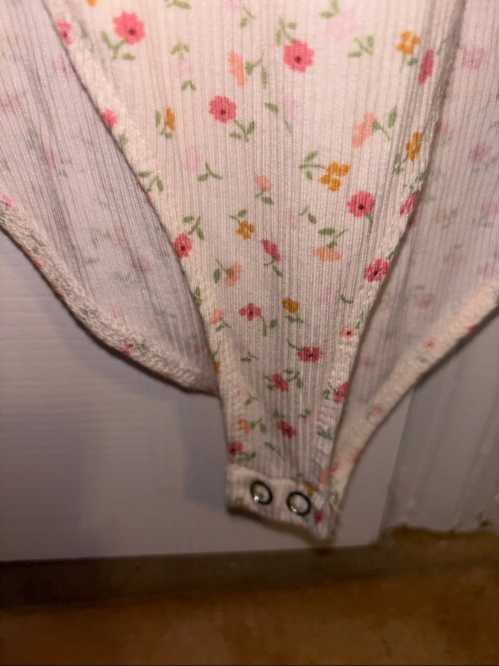 Bundle of two Body suits and one crop tank top - Picture 8 of 16